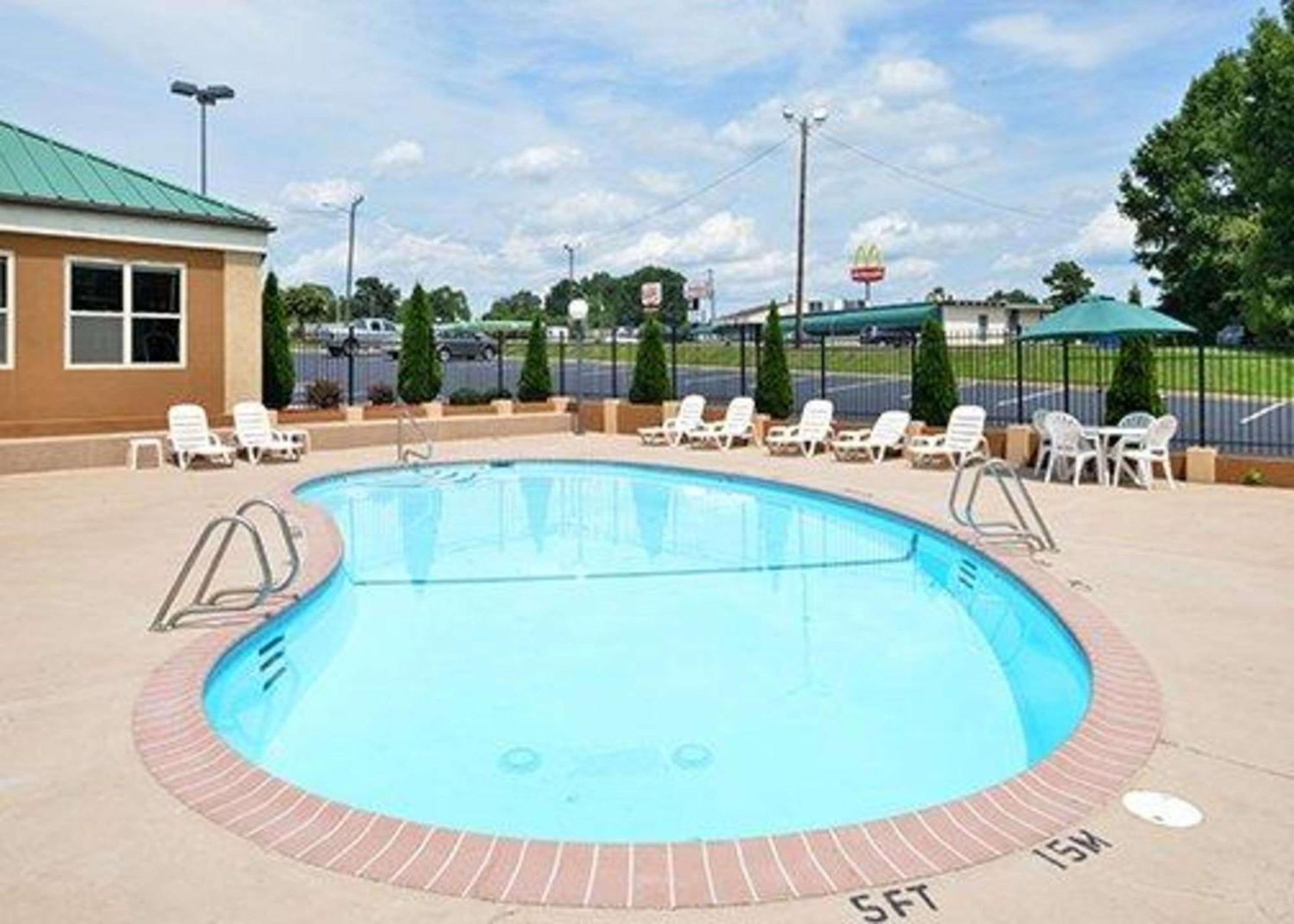 Quality Inn Asheboro South Exteriér fotografie